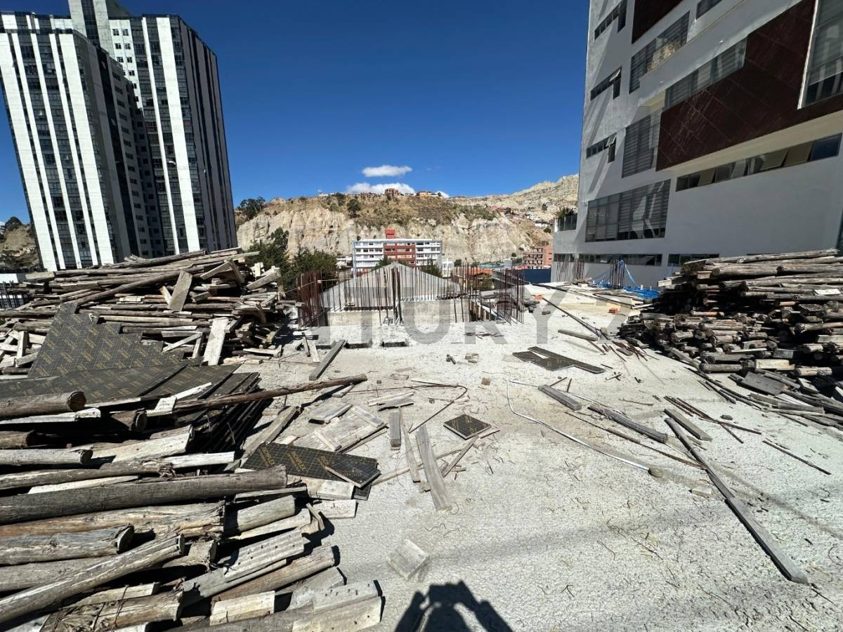 Terreno OBRAJES, CALLE DEMETRIO CANELAS Foto 11