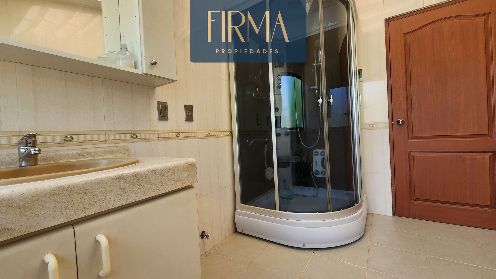 Casa CASA EN VENTA, MALLASILLA FRENTE A PLAZA Foto 15
