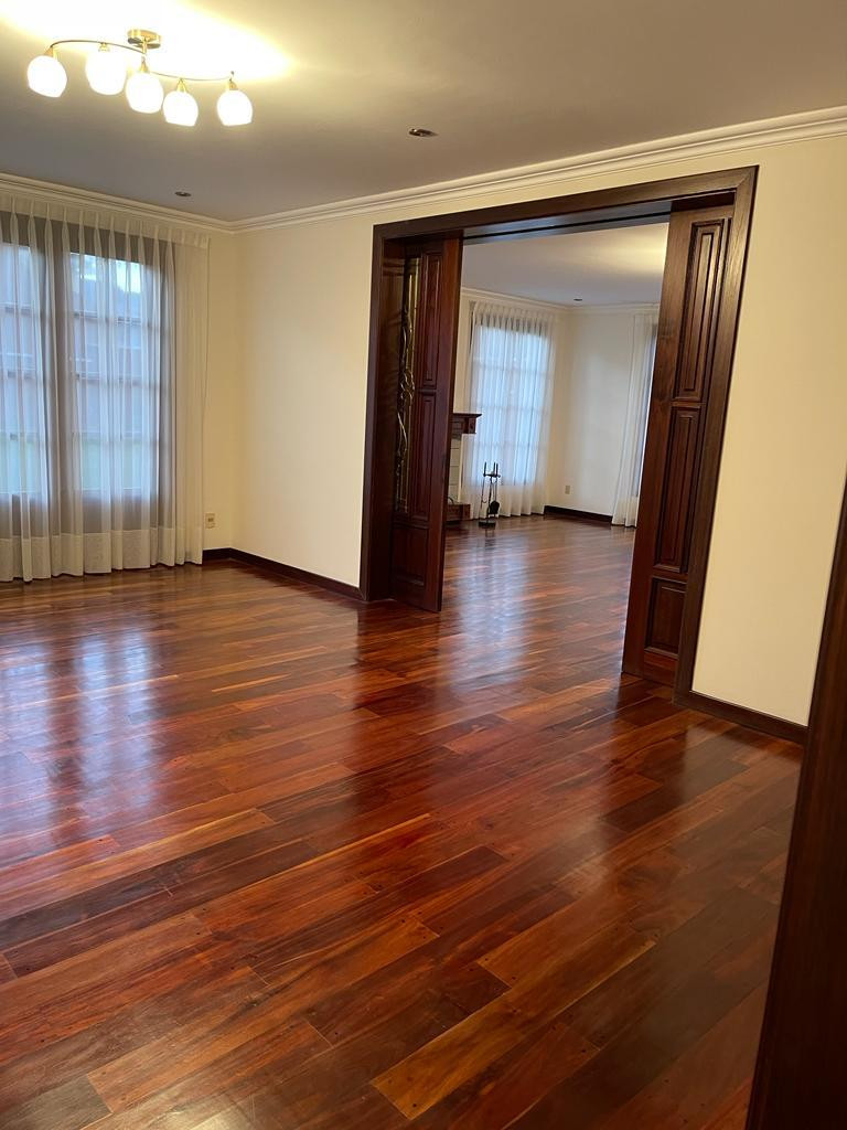 Casa AUQUISAMAÑA, a pasos de San Miguel Foto 9