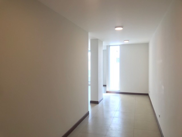 Departamento en AlquilerTorres Solaris, entre Avenidas Piraí & Roca y Coronado, próximo al 4to. Anillo.  2 dormitorios 2 baños 1 parqueos Foto 20