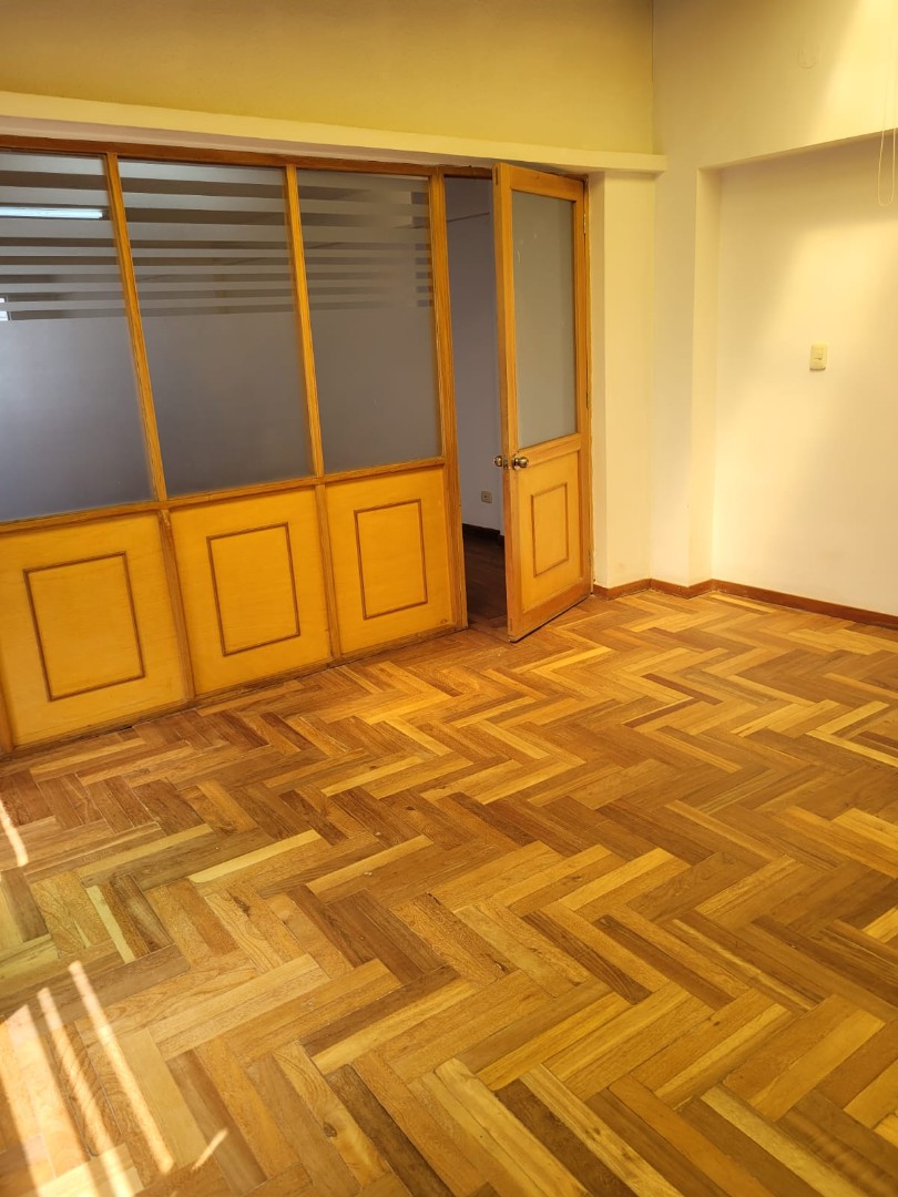 Casa en AlquilerSOPOCACHI -  CASA EN ALQUILER O VENTA -  PARA OFICINAS - 3 PLANTAS  21 dormitorios 5 baños 5 parqueos Foto 35