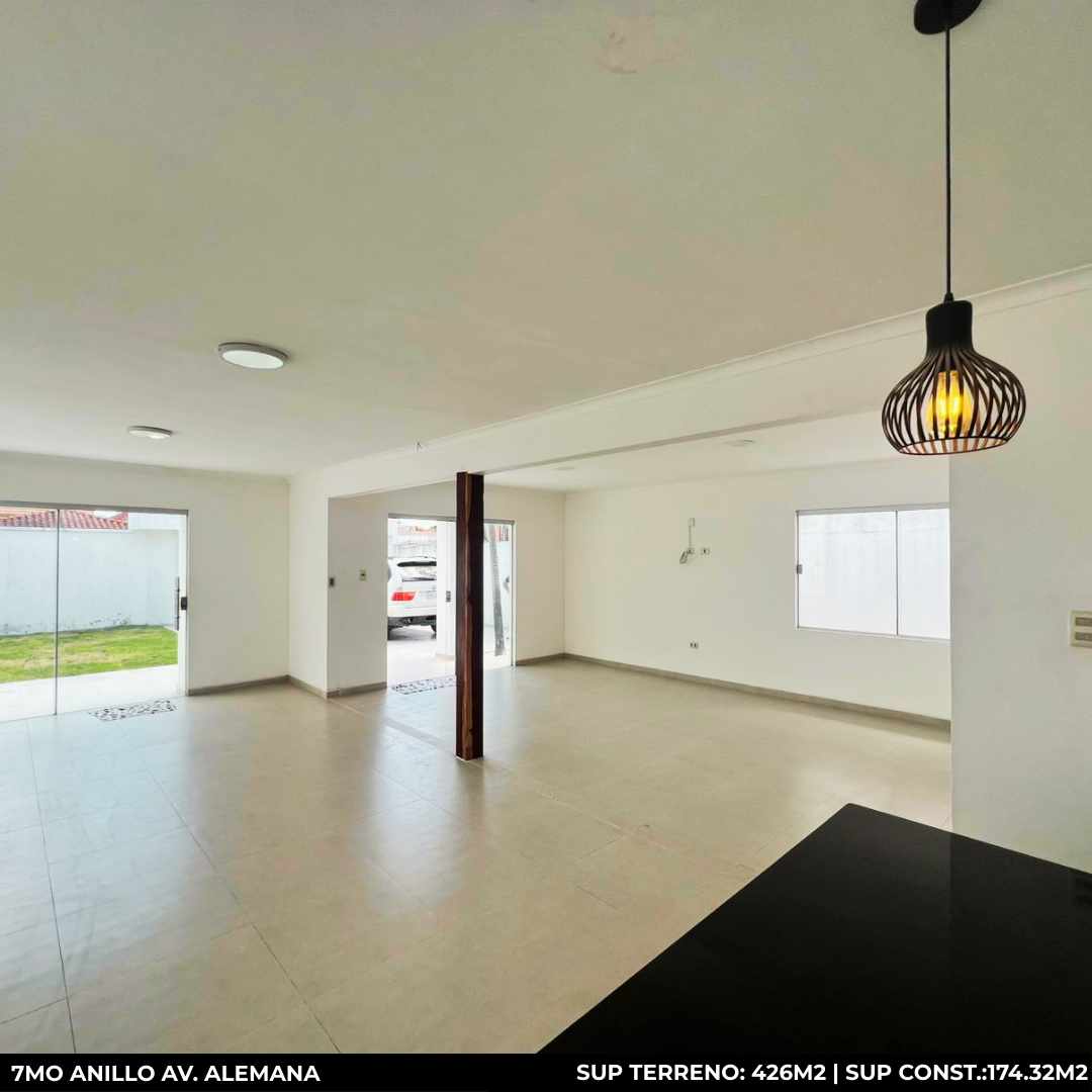 Casa en VentaZona Norte 7mo anillo Av Alemana (TC 7) Foto 10