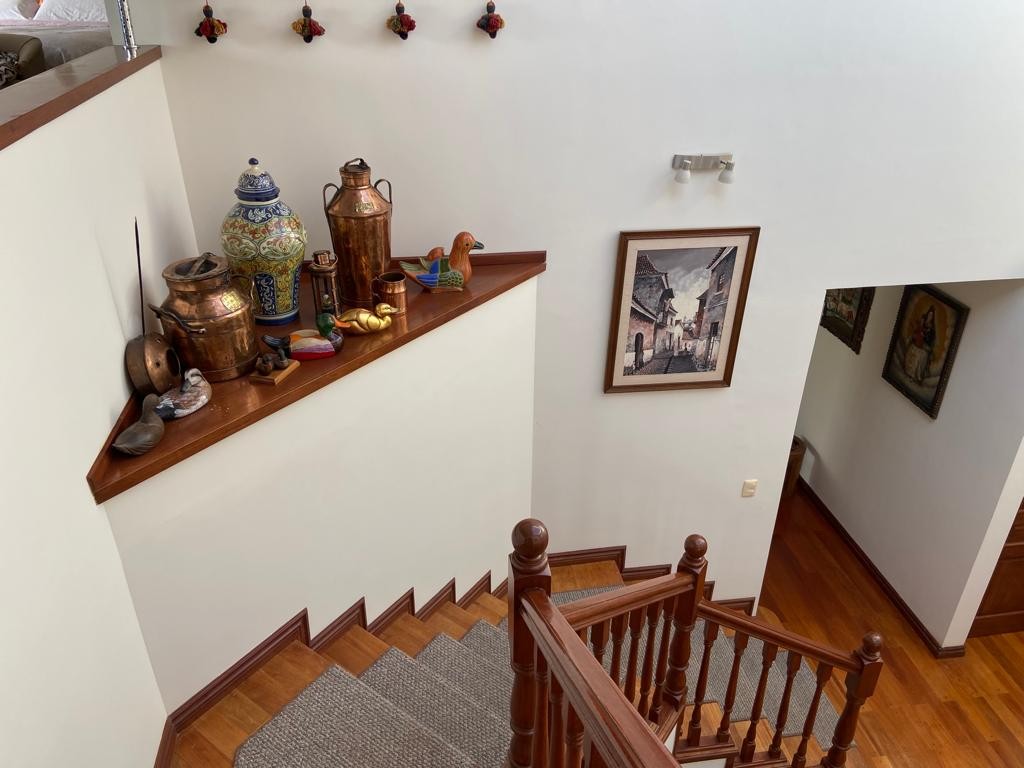 Casa en La Florida en La Paz 3 dormitorios 3 baños 2 parqueos Foto 4