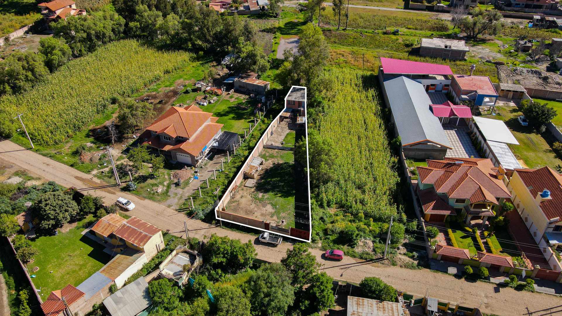Terreno S/N A pasos de la Av. Elias Meneses - a 1 km de la Tranca Piñami - Quillacollo Foto 12