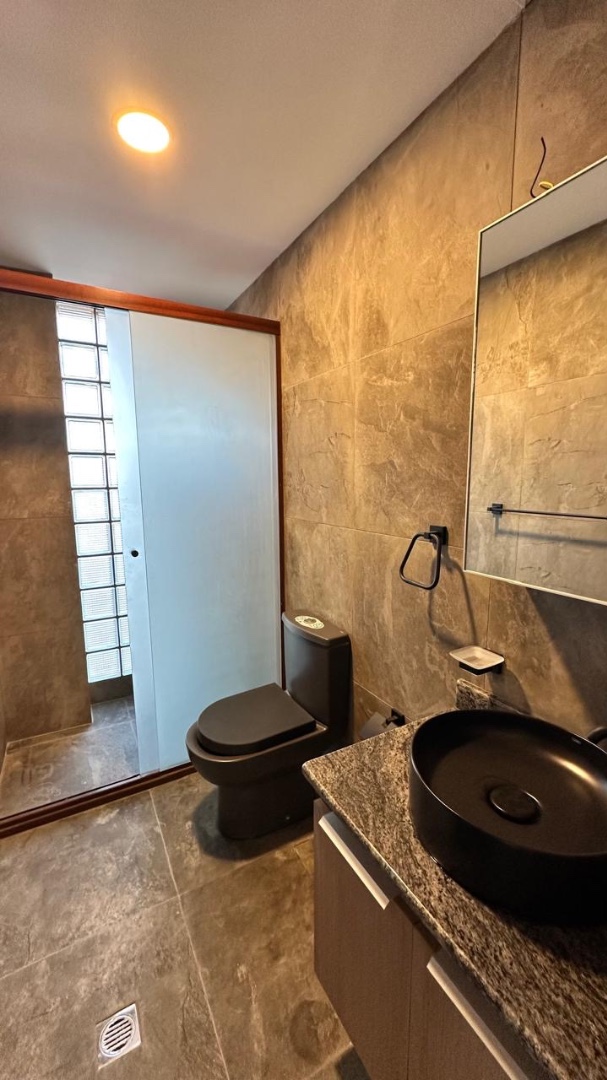 Departamento en VentaAchumani Calle 29  2 dormitorios 2 baños 1 parqueos Foto 6