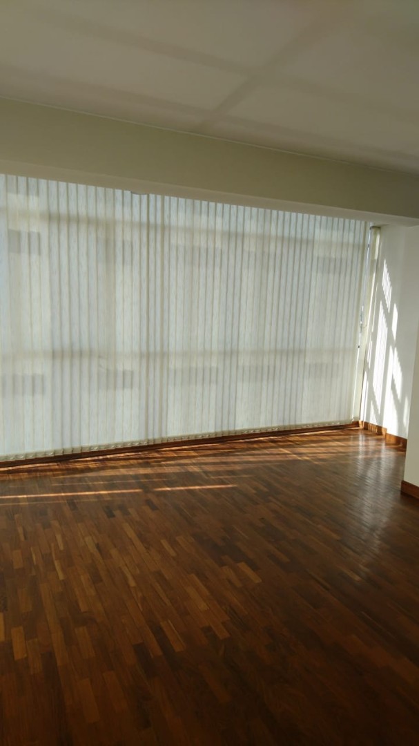 Oficina en AnticréticoCalle mercado, esquina Socabaya  1 dormitorios 1 baños  Foto 4