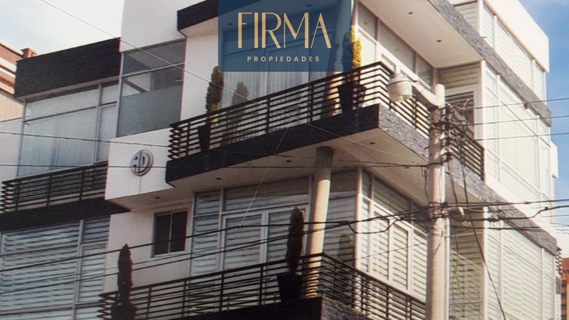 Edificio en Achumani en La Paz 12 dormitorios 9 baños 10 parqueos Foto 2