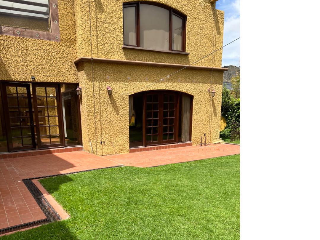 Casa en Achumani en La Paz 5 dormitorios 5 baños 2 parqueos Foto 50