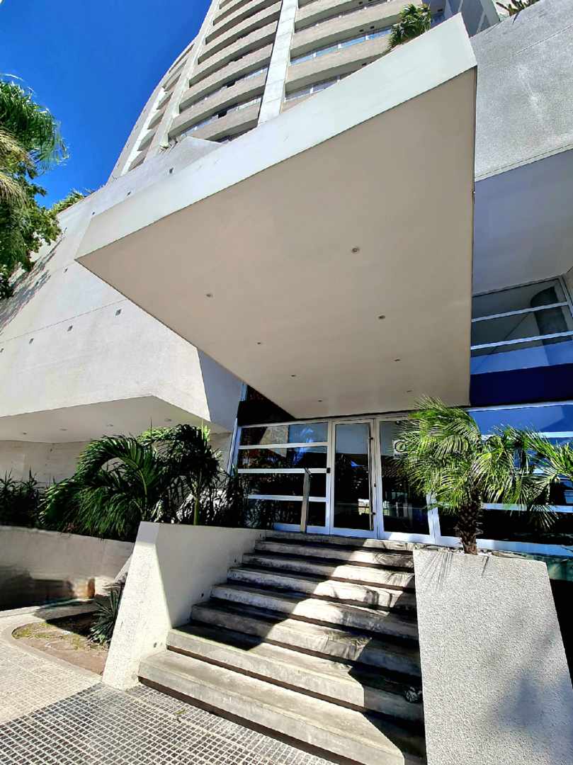 Departamento en Entre 2do y 3er anillo Norte en Santa Cruz de la Sierra 2 dormitorios 2 baños 1 parqueos Foto 20