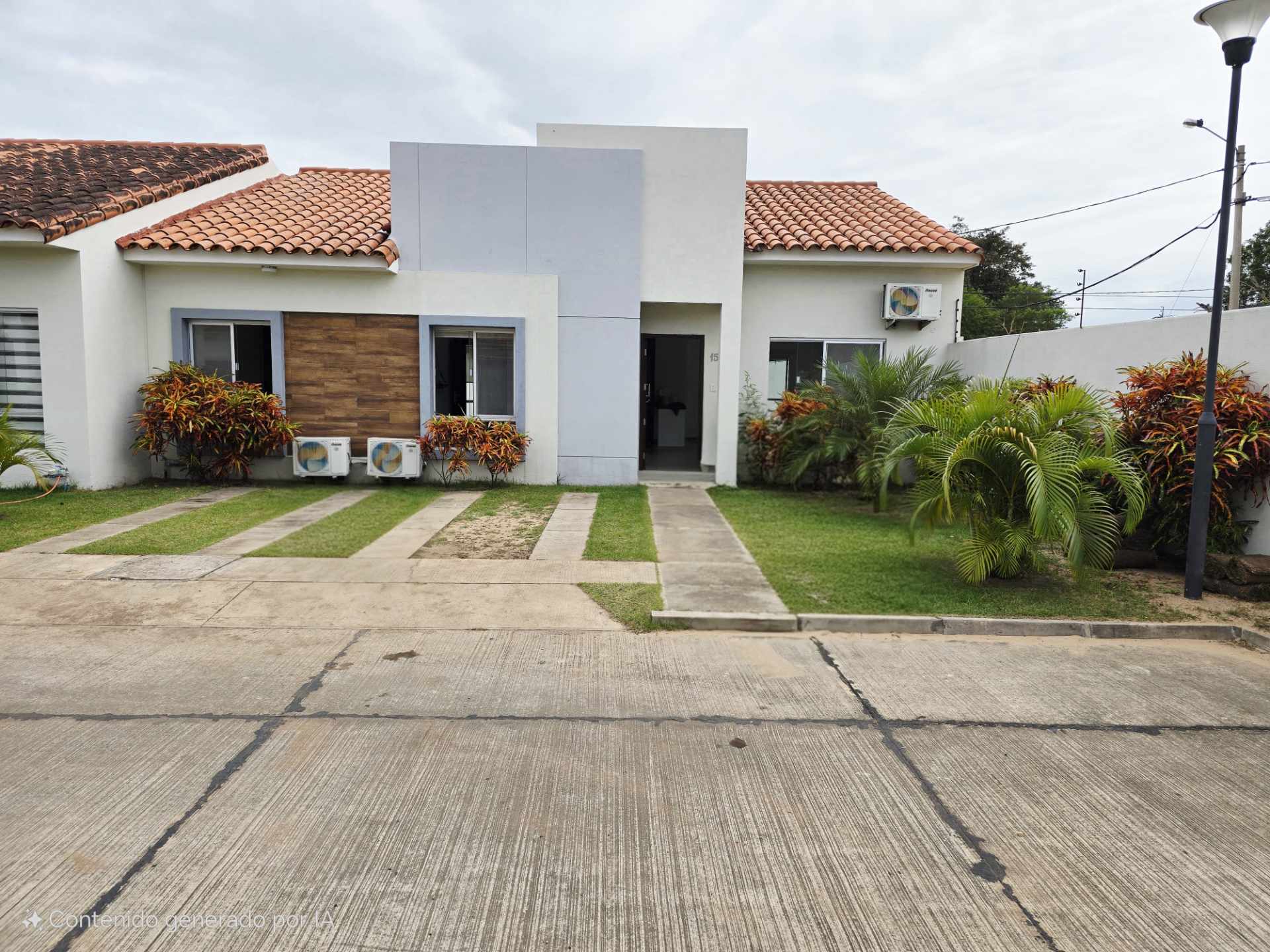 Casa en AlquilerAvenida Pirai  Foto 1