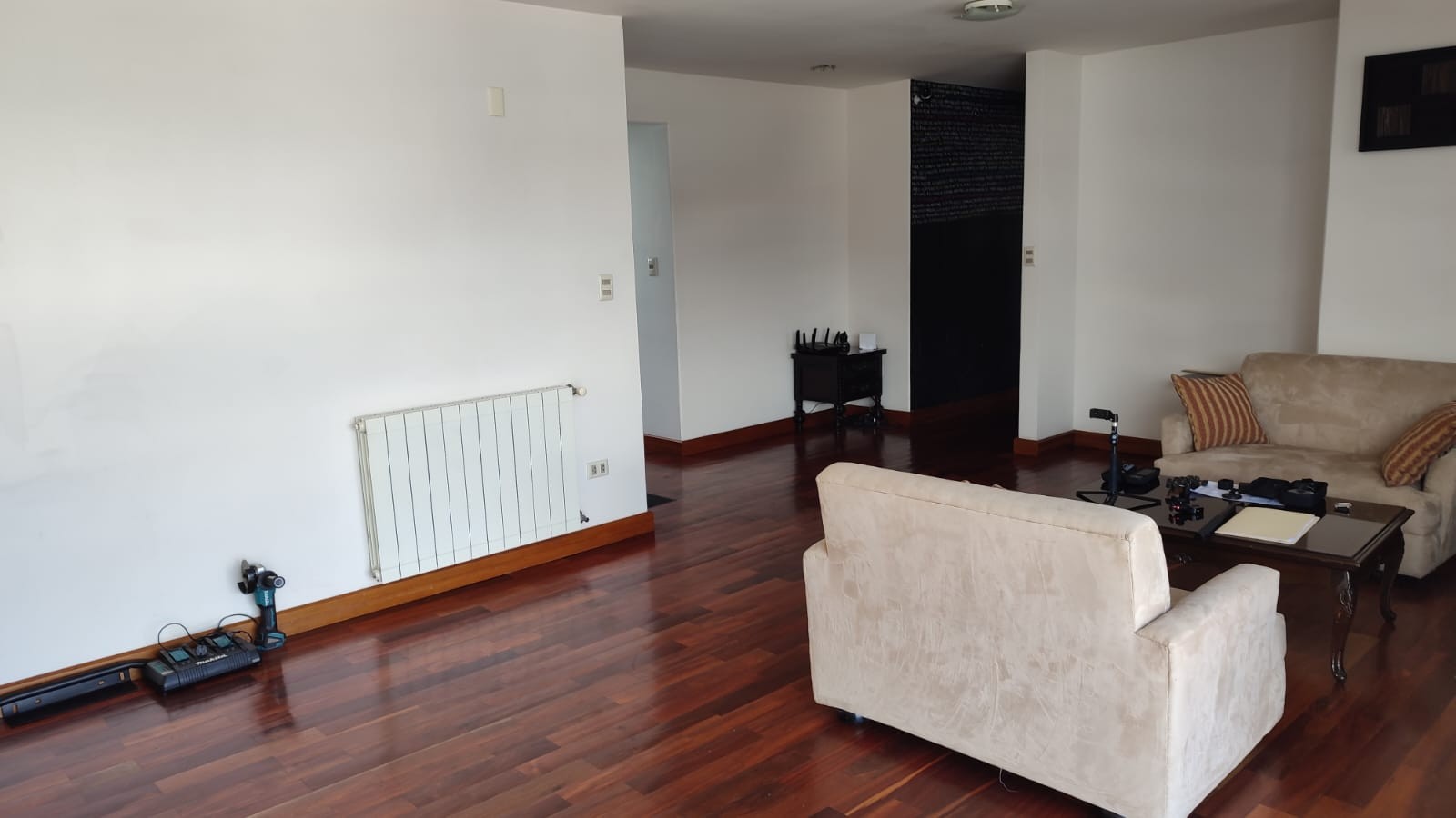 Departamento en VentaAV. COSTANERA 3 dormitorios 4 baños 1 parqueos Foto 11