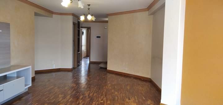 Departamento en VentaSopocachi, plaza Adela Zamudio 3 dormitorios 4 baños 1 parqueos Foto 1