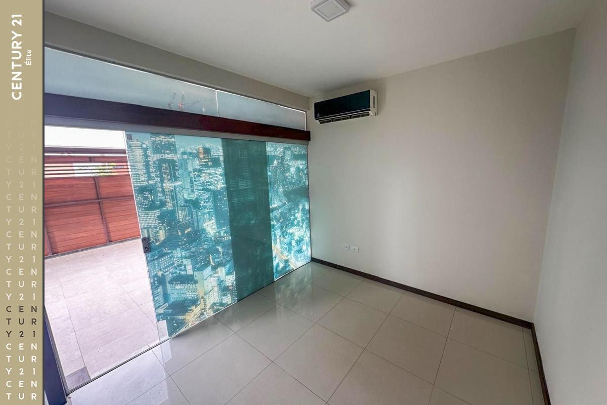 Casa en AlquilerCASA EN ALQUILER AV. ALEMANA Foto 18