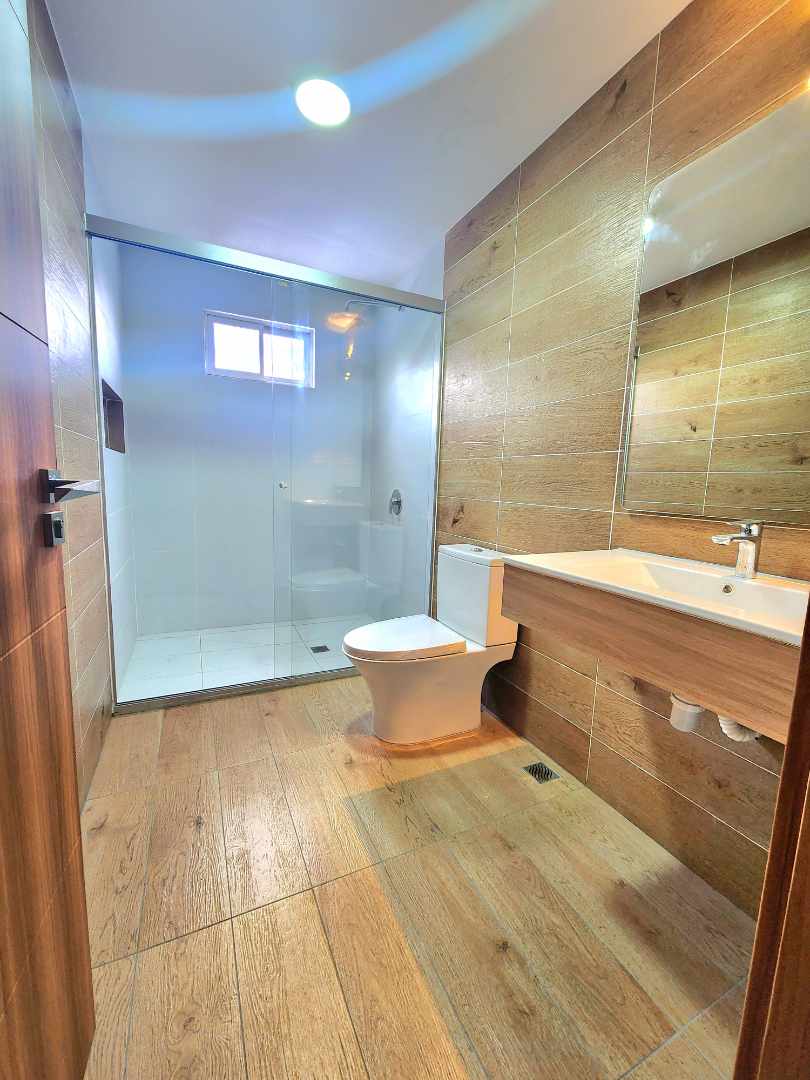 En Alquiler a Bs 6,350 Foto 4