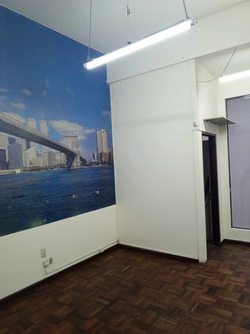 Oficina Calle Landaeta Edificio Franz Tamayo Planta Baja Foto 3