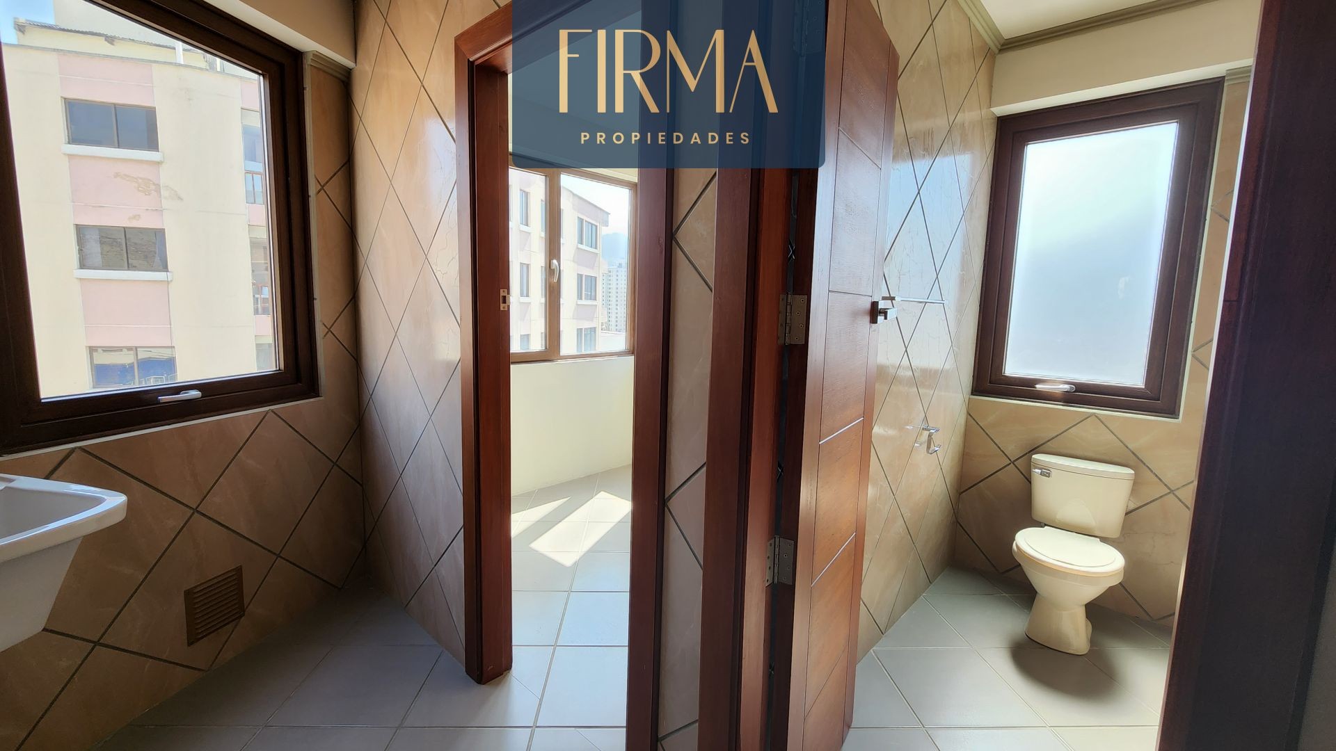 Departamento en VentaPENTHOUSE EN VENTA A ESTRENAR, SOPOCACHI  Foto 18