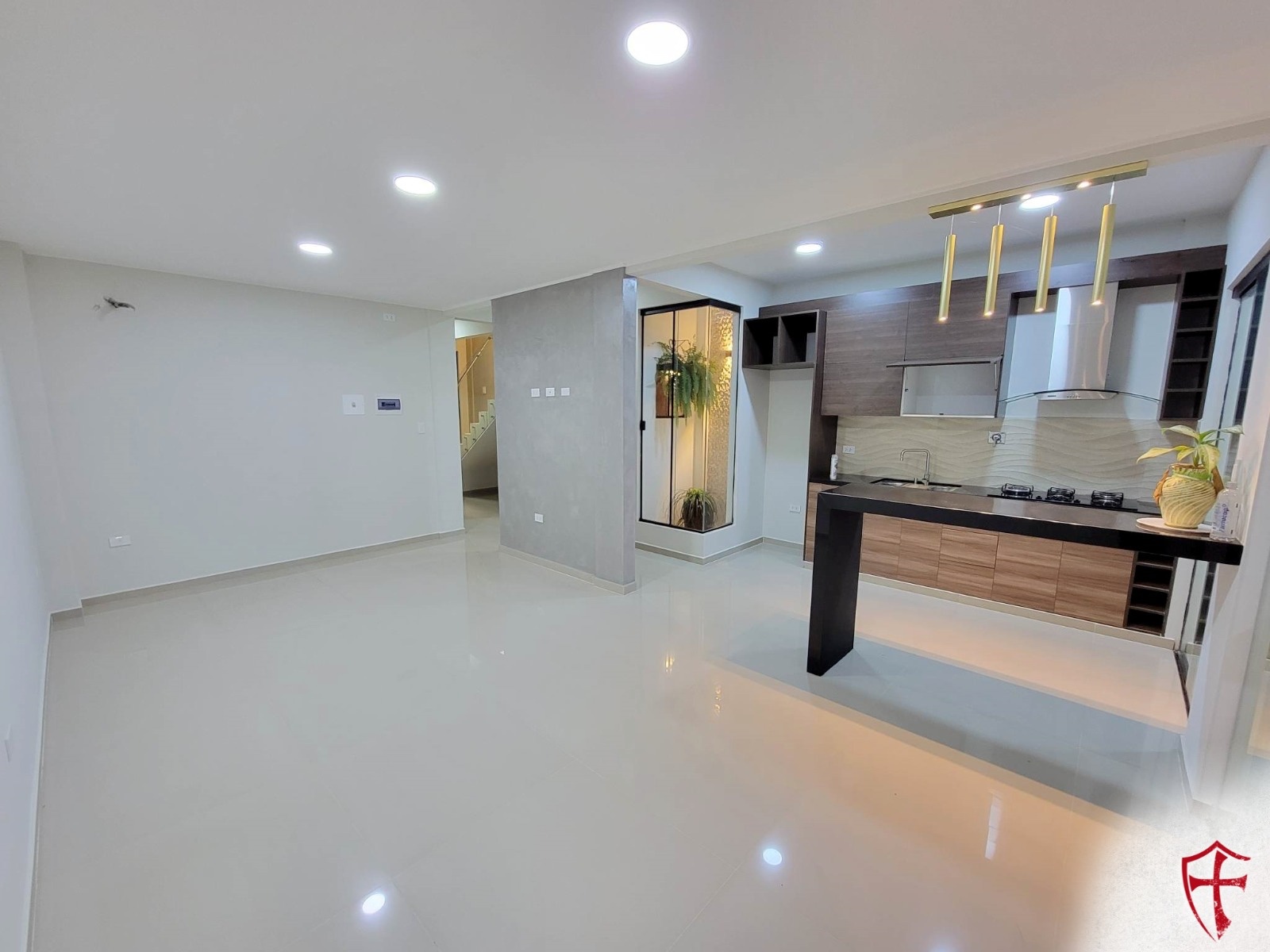 Casa en Entre 3er y 4to anillo Oeste en Santa Cruz de la Sierra 3 dormitorios 3 baños 2 parqueos Foto 18