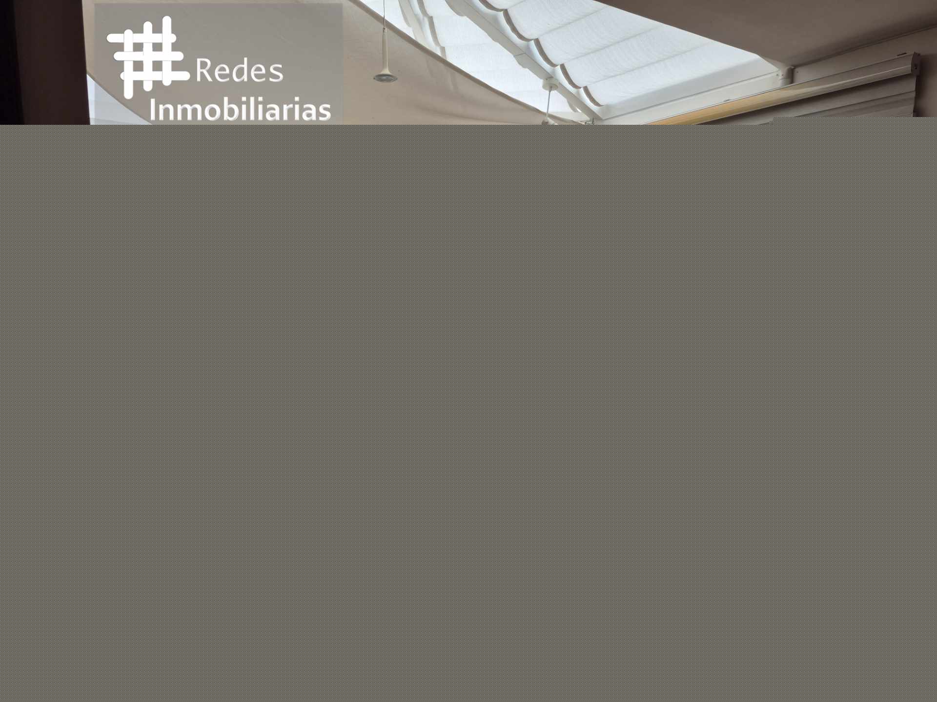 Casa en AlquilerPRECIOSA CASA EN ALQUILER EN ACHUMANI SUPER CENTRICA SEMI AMOBLADA   3 dormitorios 4 baños 2 parqueos Foto 9