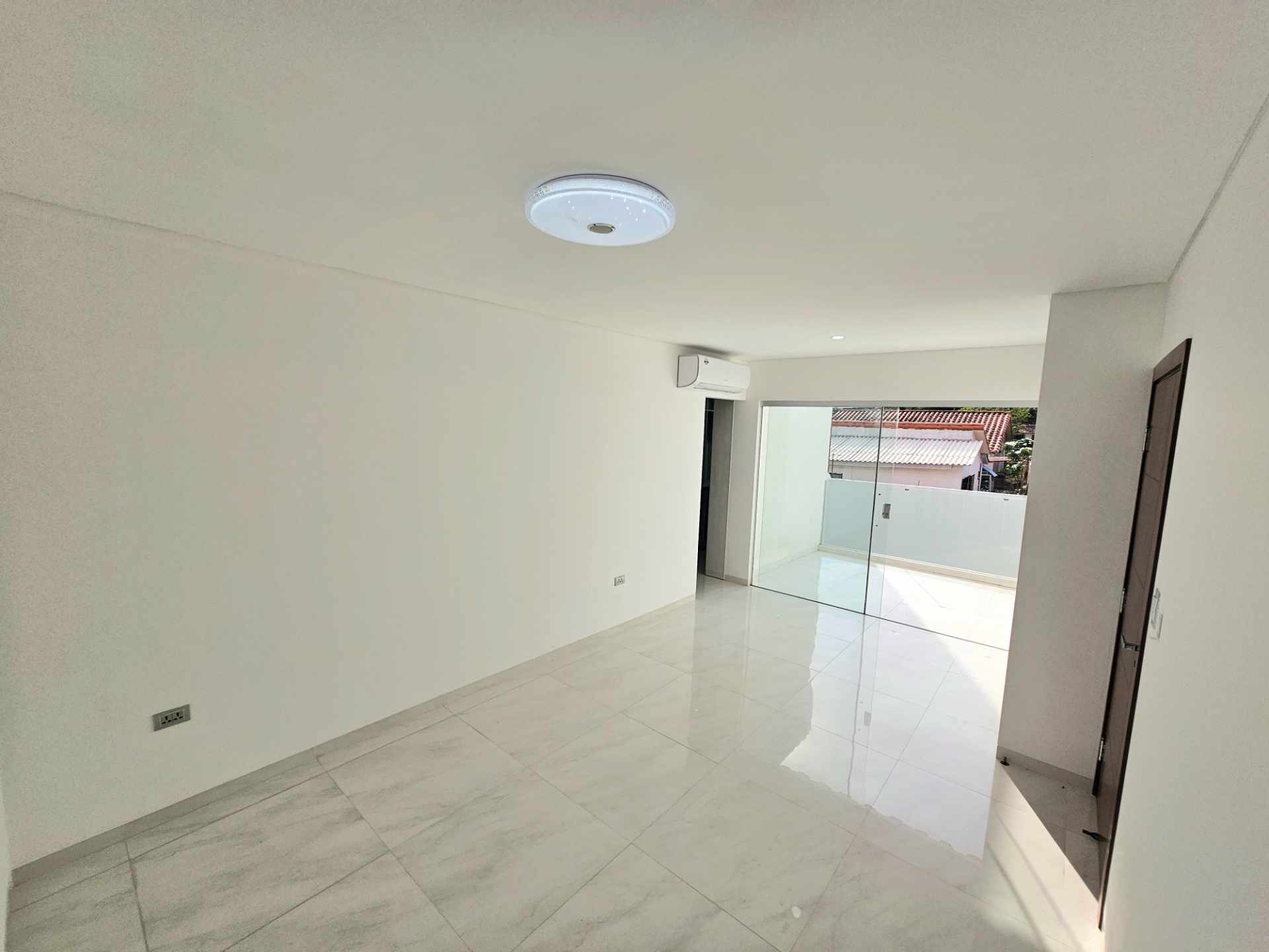 Casa en Urubó en Santa Cruz de la Sierra 3 dormitorios 4 baños 2 parqueos Foto 23