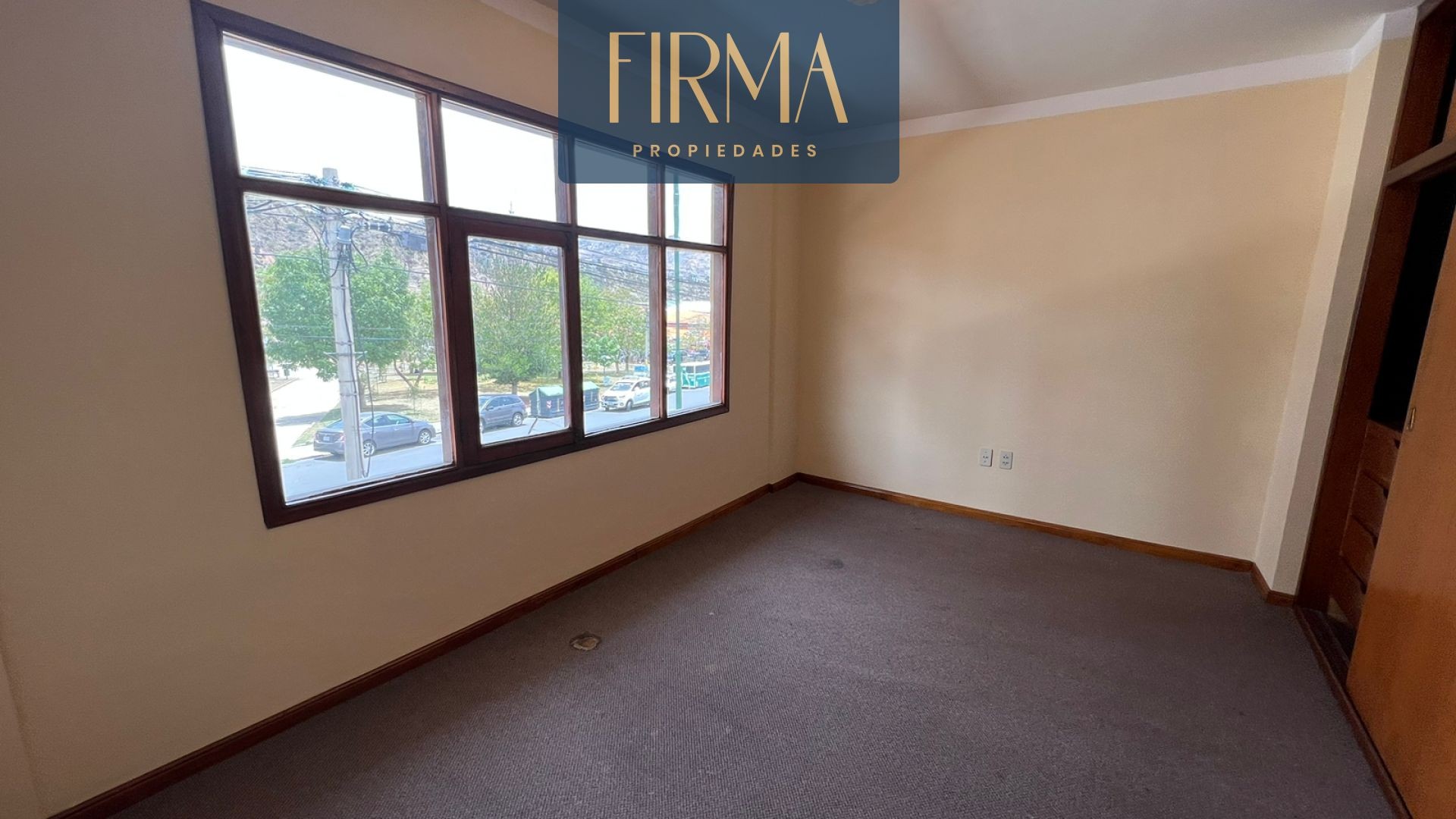 Casa en AlquilerIRPAVI CALLE 7 3 dormitorios 4 baños 1 parqueos Foto 7