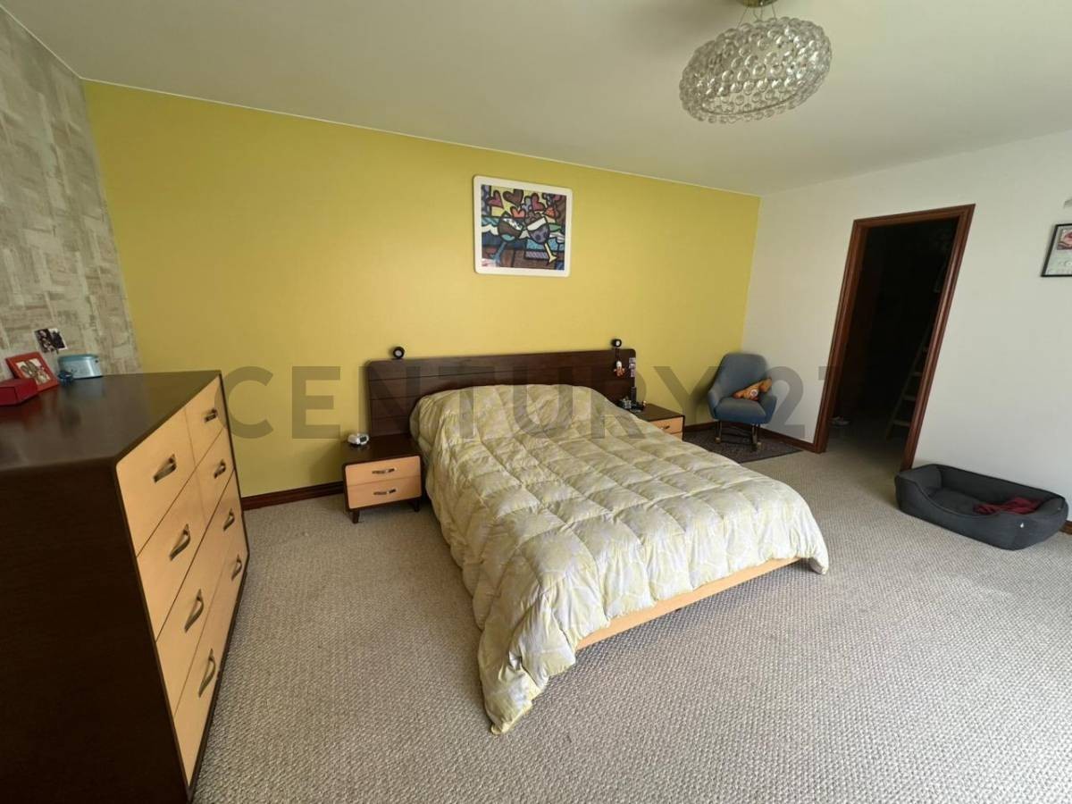 En Alquiler a $us 2,200 Foto 22