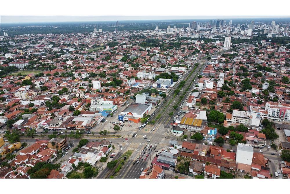 Edificio Avenida 26 de febrero - Segundo anillo a una cuadra Av. Piraí Foto 18