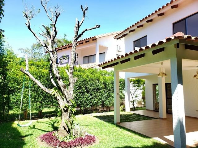 Casa en AlquilerCONDOMINIOP JARDINES DEL URUBO I Foto 4