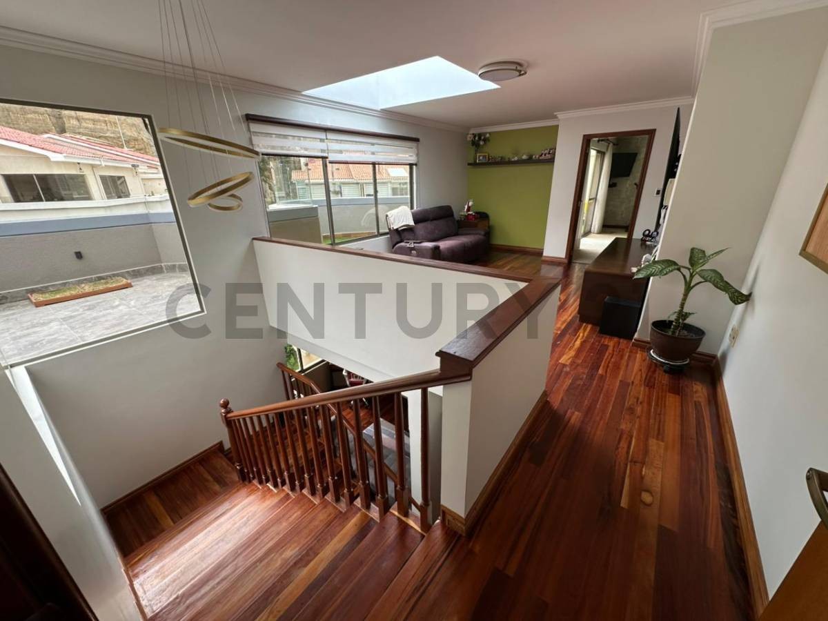 En Alquiler a $us 2,200 Foto 20