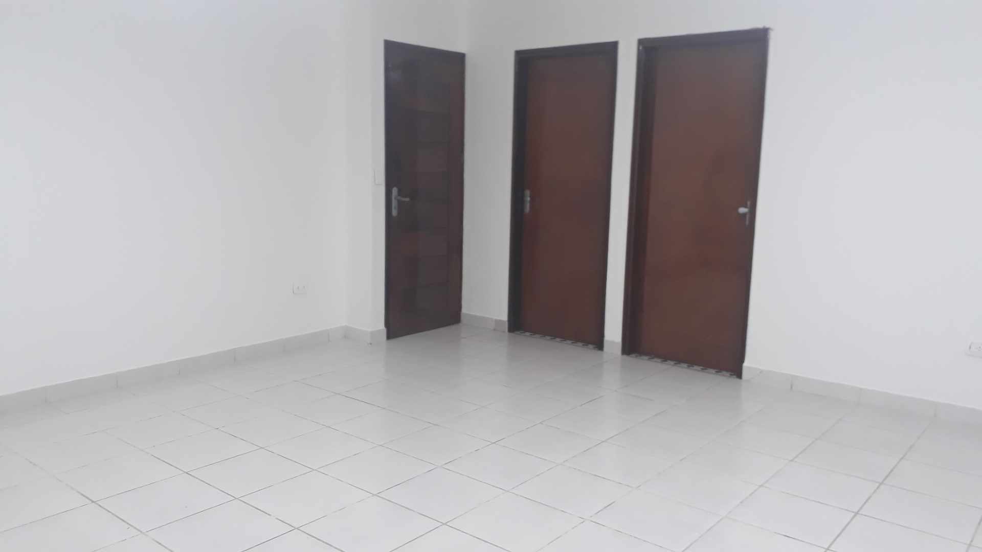 En Alquiler a Bs 2,200 Foto 4