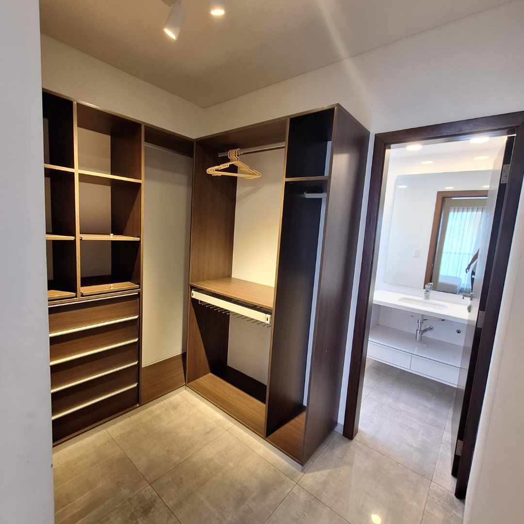 Departamento en AlquilerEn Equipetrol Departamento  Amoblado 2 dormitorios  en suite Foto 6