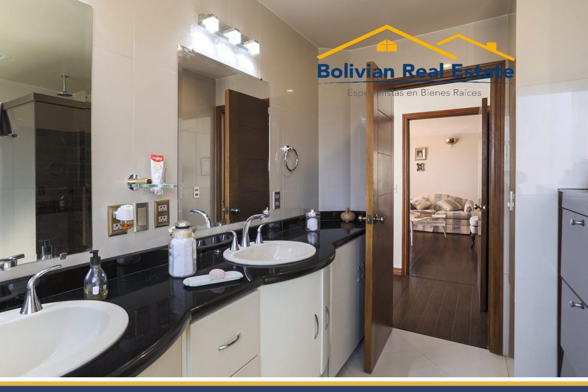 En Alquiler a $us 1,800 Foto 15