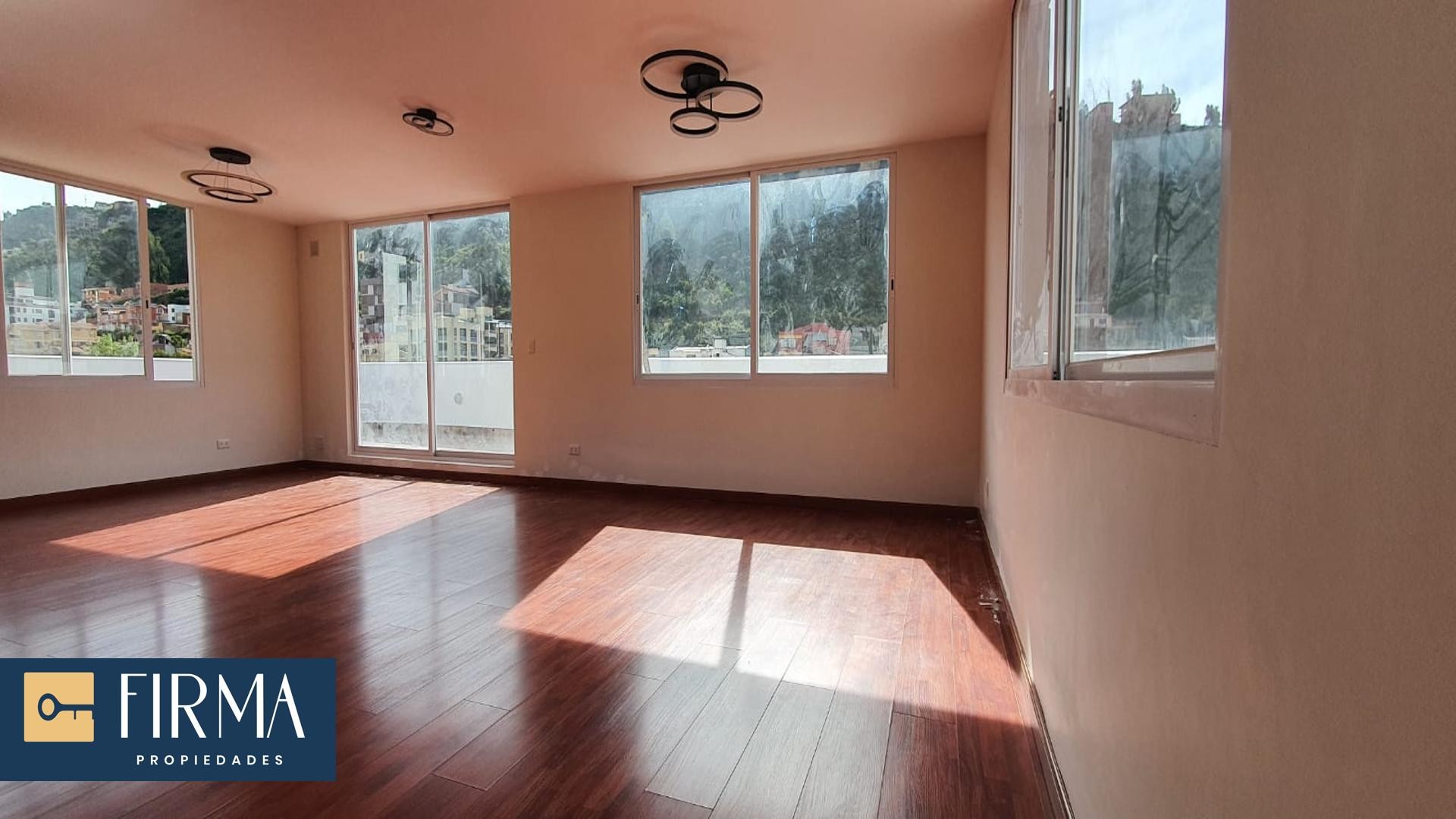 Departamento en AlquilerPENTHOUSE EN ALQUILER EN IRPAVI Foto 3