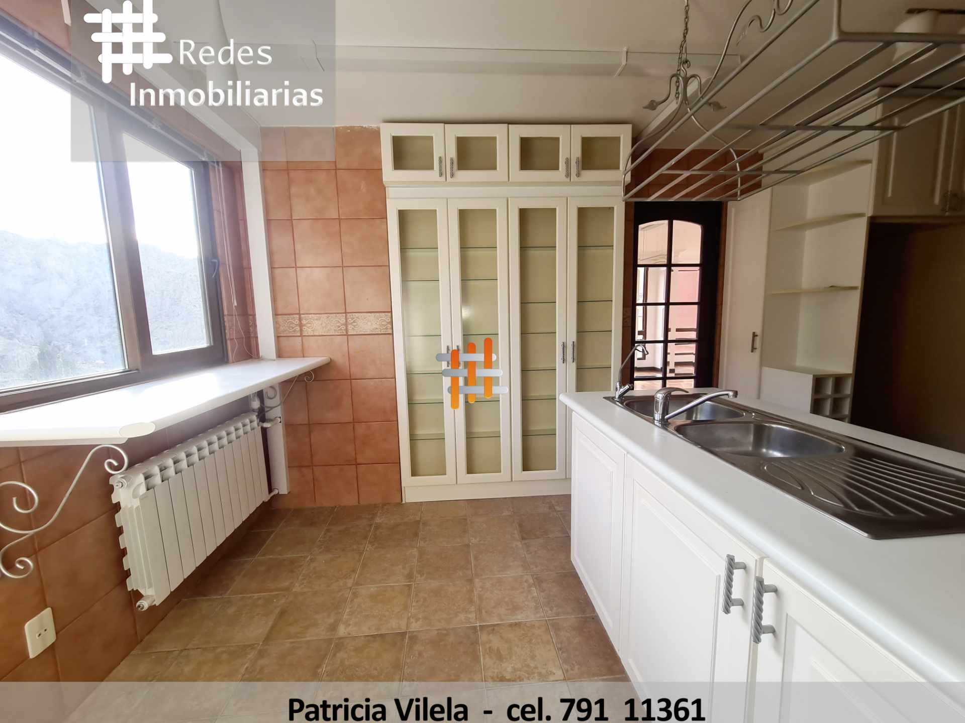 Departamento en AlquilerEN ALQUILER PRECIOSO PENT HOUSE ENTRADA  AUQUISAMAÑA  3 dormitorios 4 baños 2 parqueos Foto 14