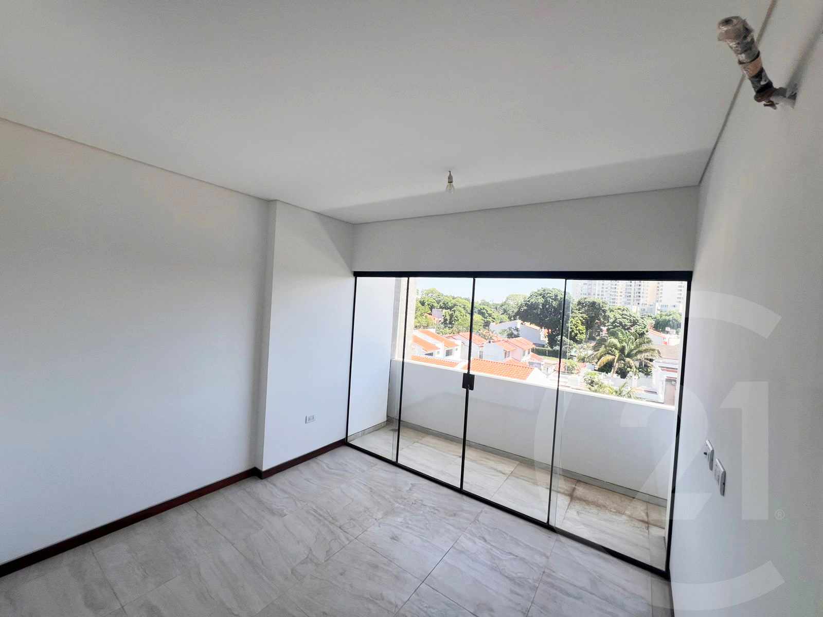 Departamento Zona oeste, Av. Roca y Coronado, 4to. Anillo. Barrio Curupau, calle Chuturubices. Foto 8