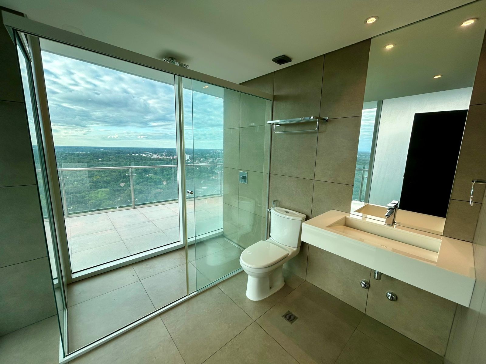 En Venta a $us 900,000 Foto 13