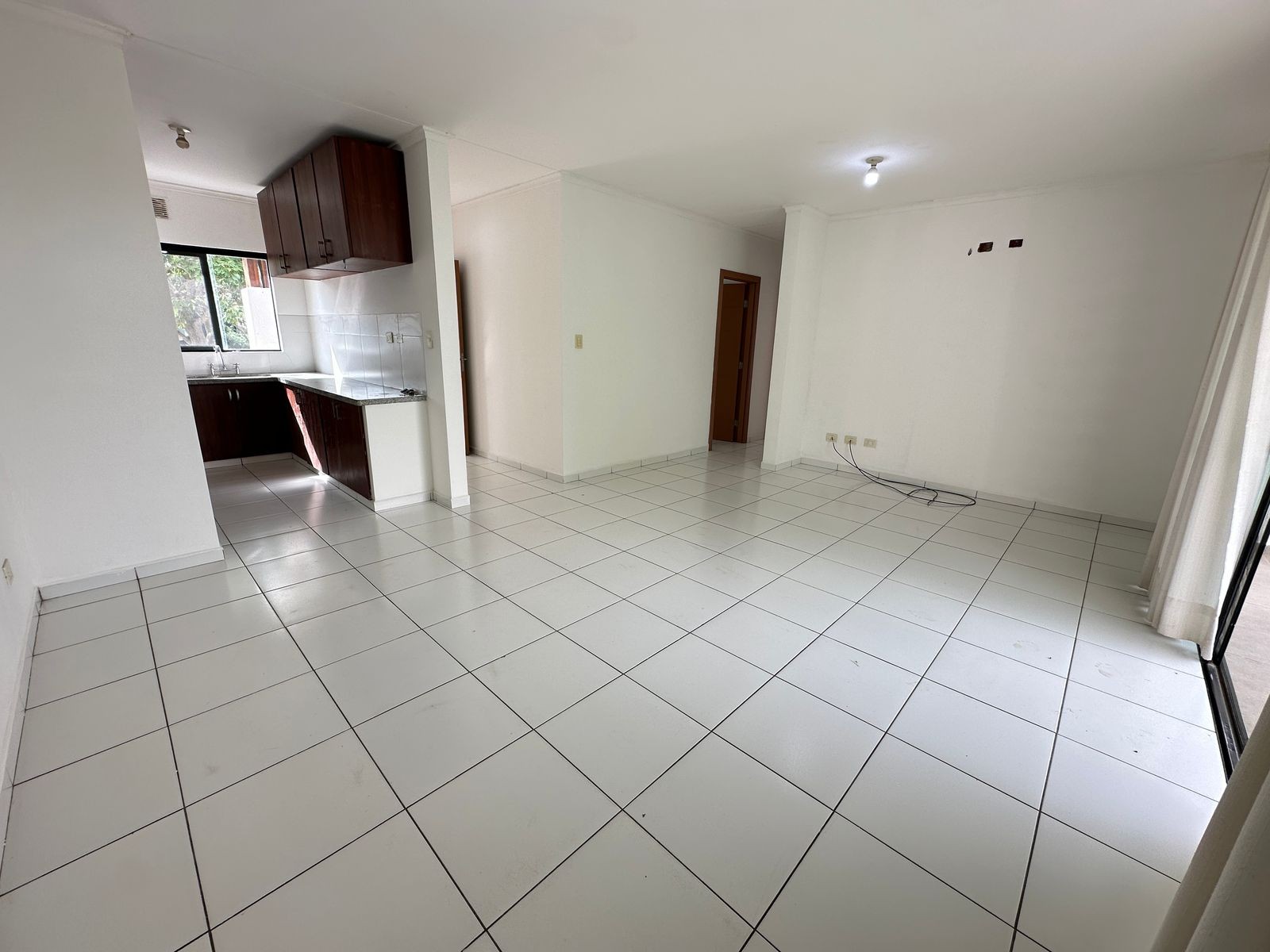 Casa en Entre 7mo y 8vo anillo Norte en Santa Cruz de la Sierra 3 dormitorios 2 baños 1 parqueos Foto 9