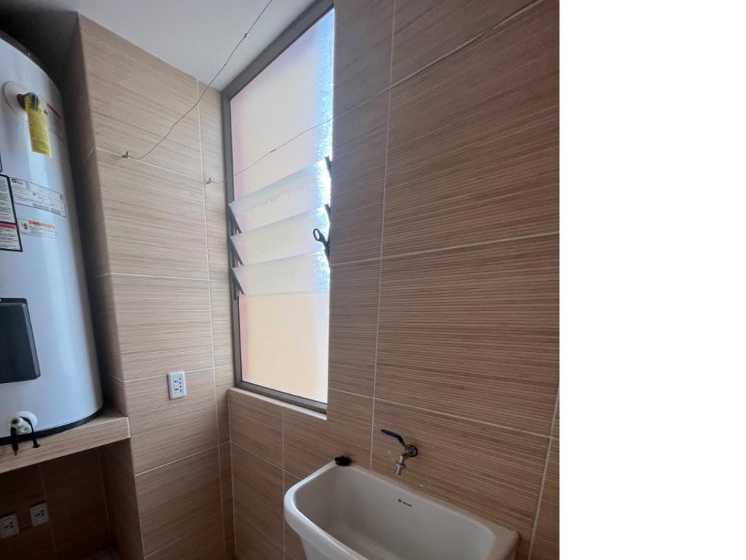 Departamento en AlquilerCalle 27 de los pinos  DEPARTAMENTO EN ALQUILER  2 dormitorios 2 baños 1 parqueos Foto 13