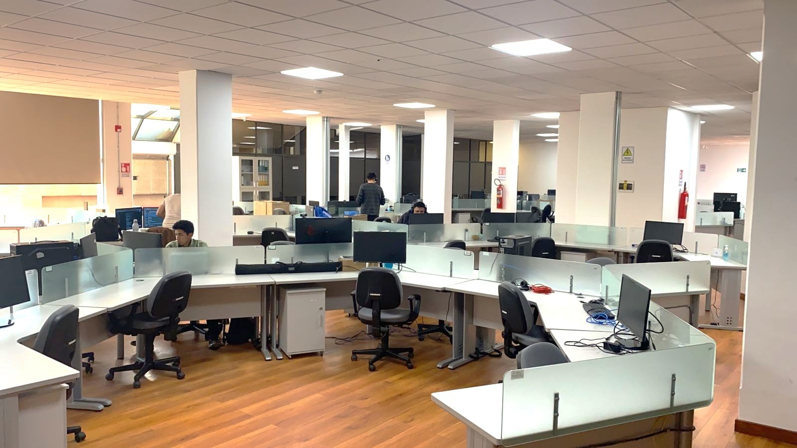 Oficina en AlquilerCALACOTO, OFICINAS EN VENTA O  ALQUILER  - PLANTA BAJA Foto 21
