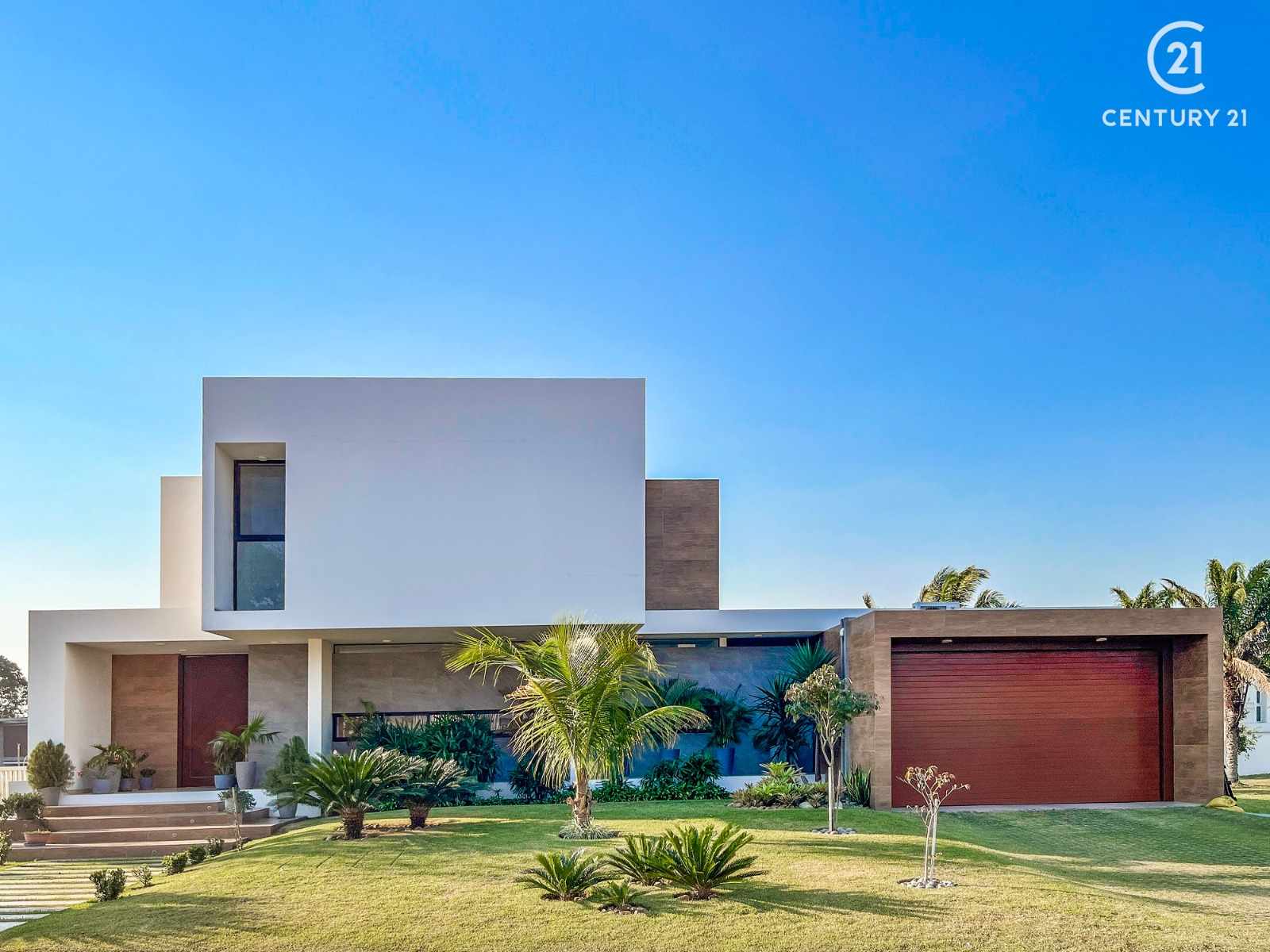 En Venta a $us 825,000 Foto 1