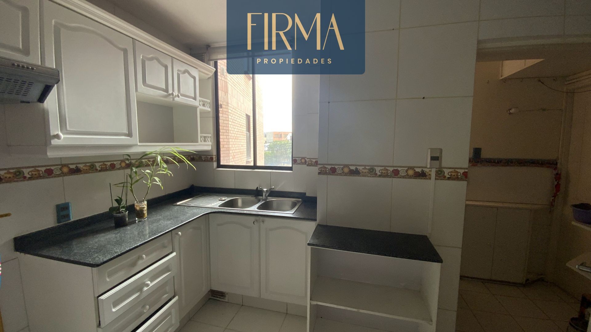 Departamento en AlquilerCalle 32. Av The Strongest Foto 4