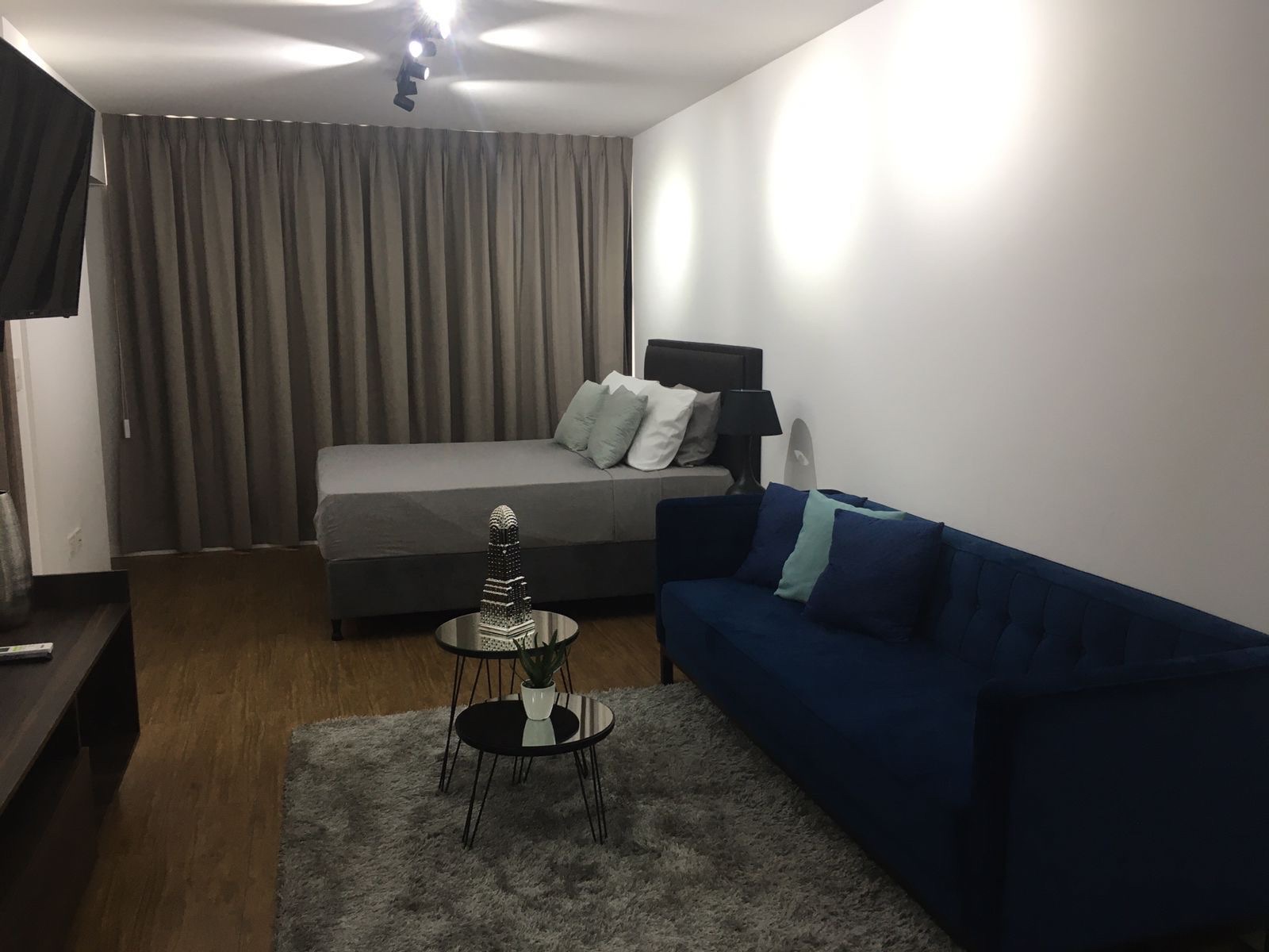 Departamento en Equipetrol en Santa Cruz de la Sierra 1 dormitorios 1 baños  Foto 5