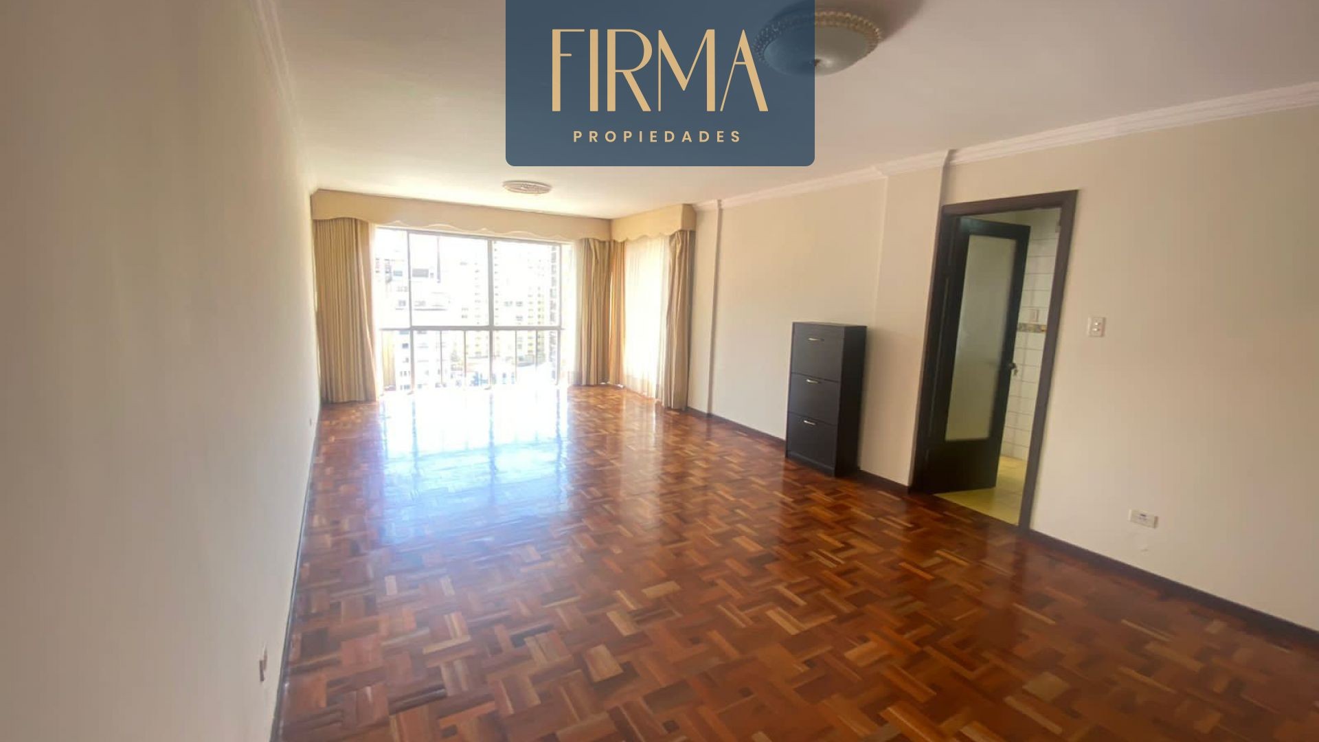 Departamento en Sopocachi en La Paz 4 dormitorios 4 baños 1 parqueos Foto 10