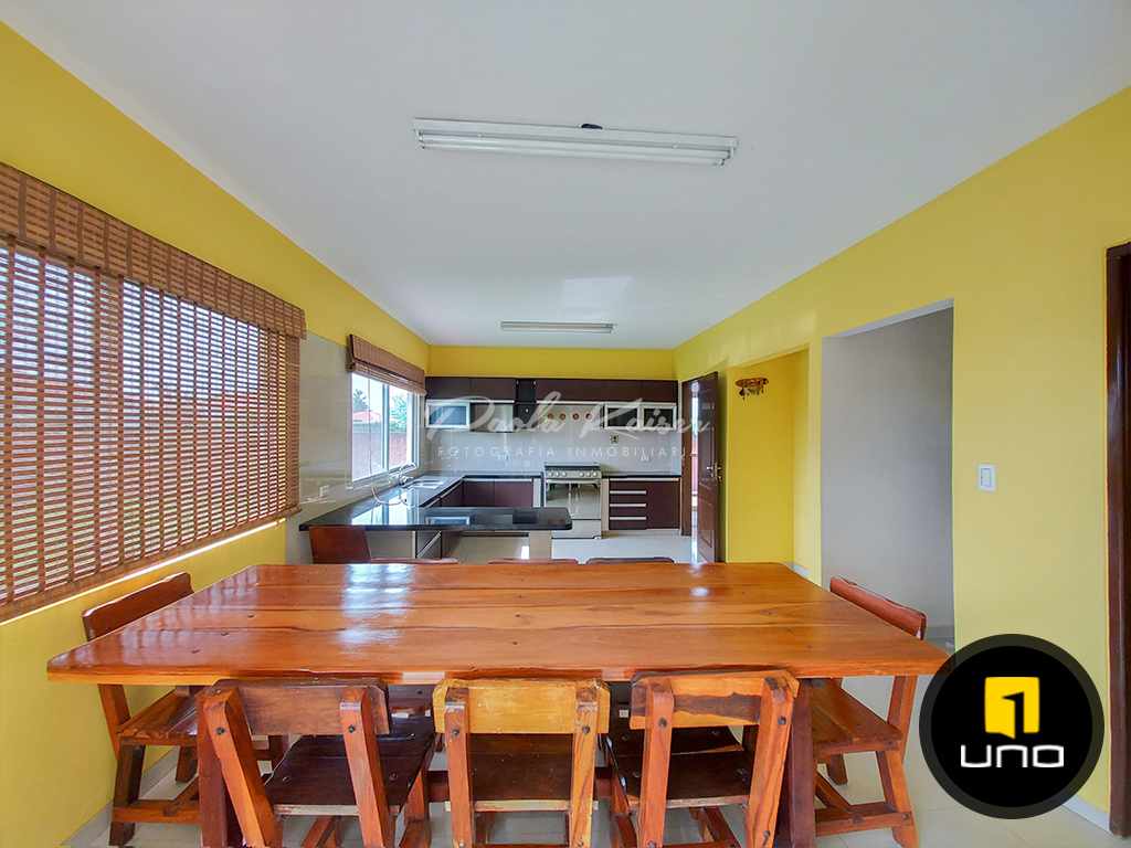 Casa en Urubó en Santa Cruz de la Sierra 4 dormitorios 4 baños 8 parqueos Foto 19