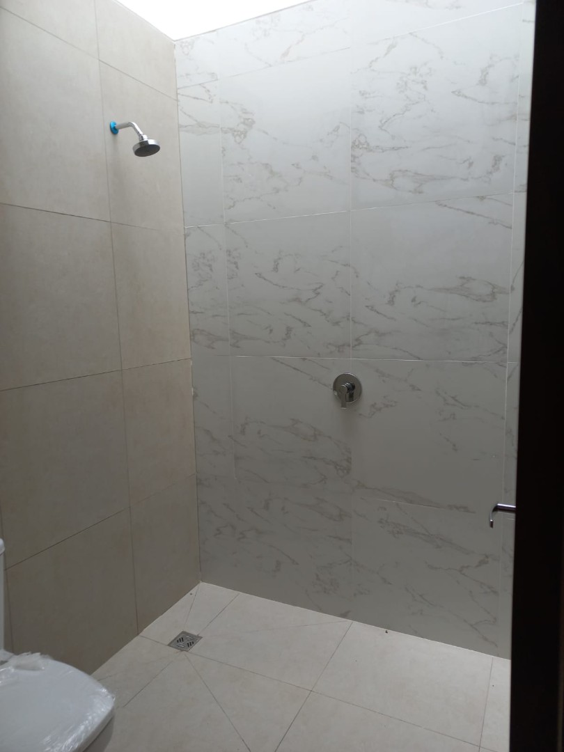 Casa en Entre 8vo y 9no anillo Norte en Santa Cruz de la Sierra 3 dormitorios 7 baños 2 parqueos Foto 13