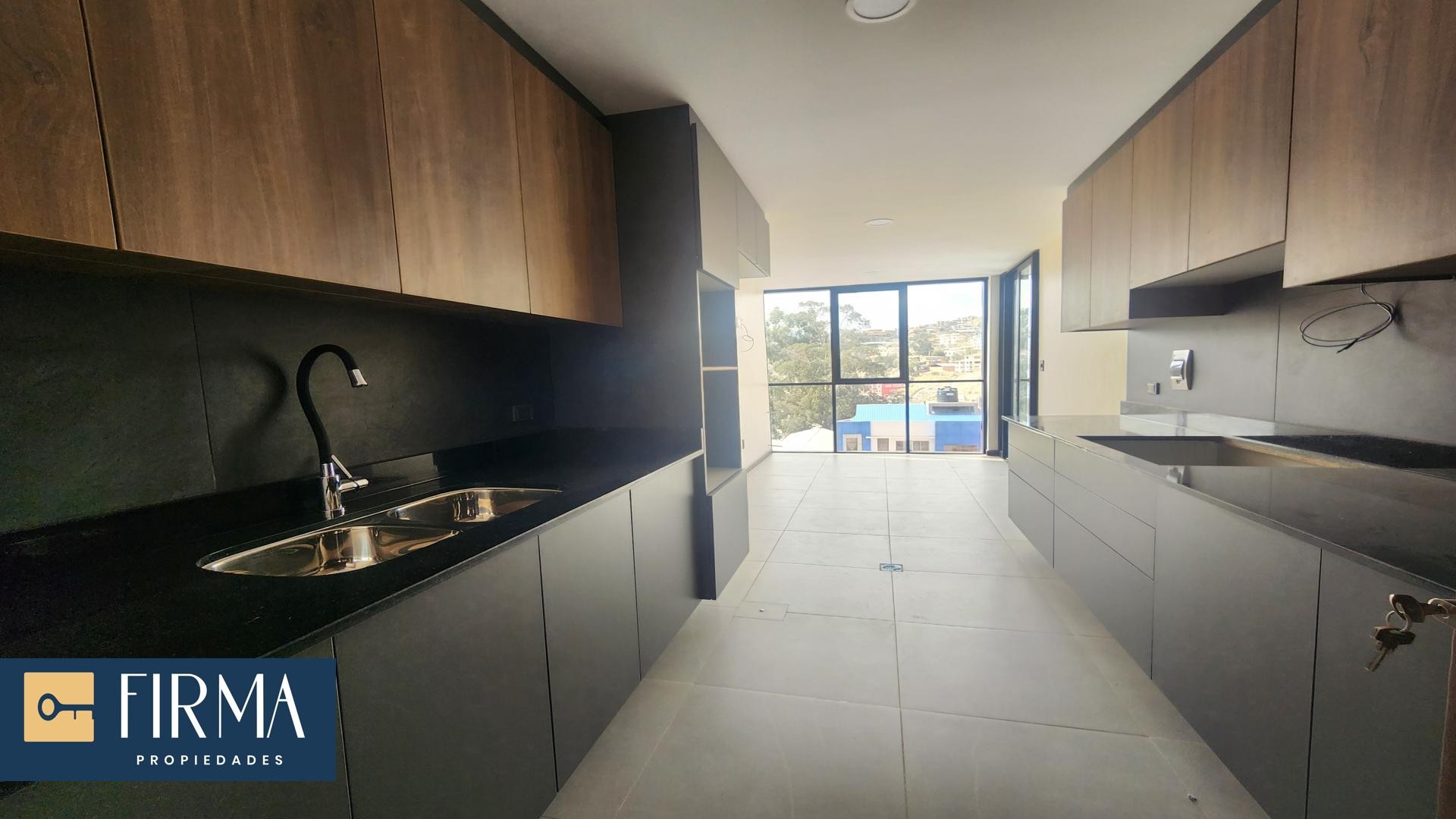 Departamento en VentaDEPARTAMENTO DE LUJO A ESTRENAR CON BALCON EN VENTA, OBRAJES 3 dormitorios 4 baños 1 parqueos Foto 17