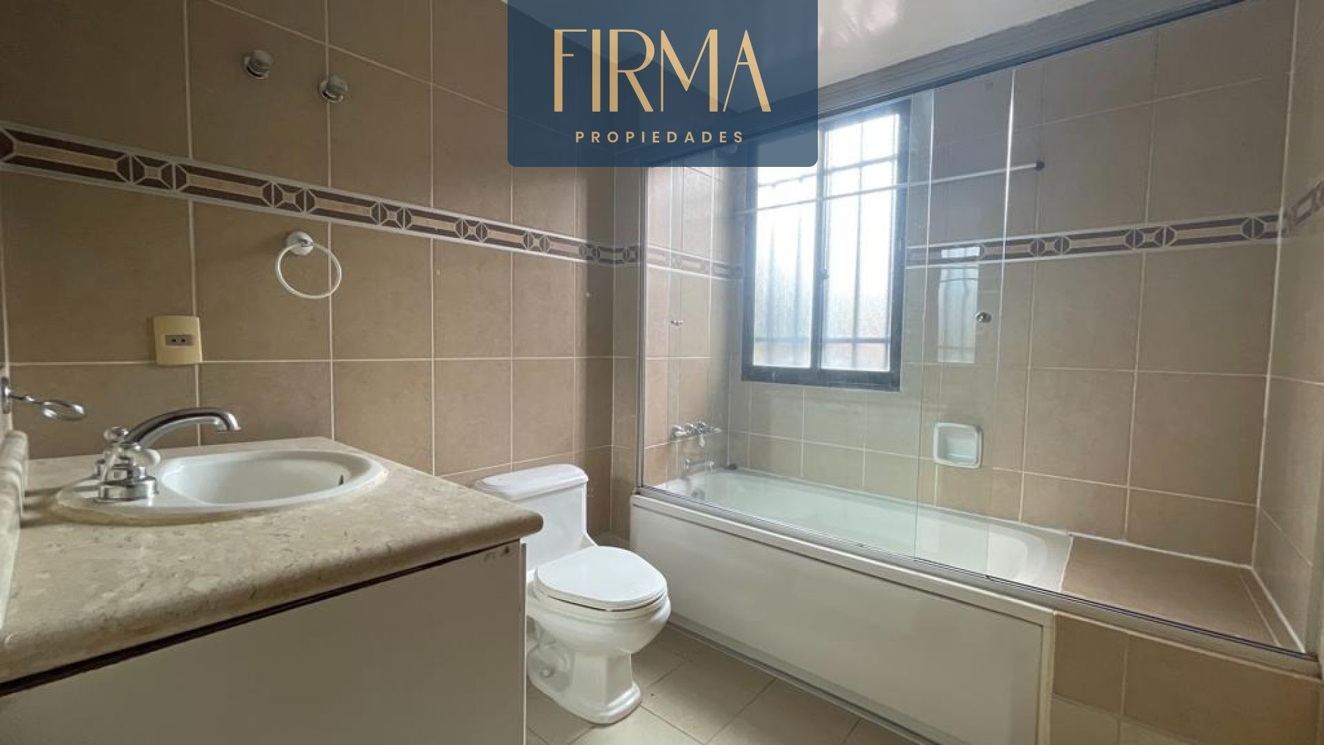 Departamento en AlquilerCALACOTO LOS SAUCES 3 dormitorios 4 baños 2 parqueos Foto 6