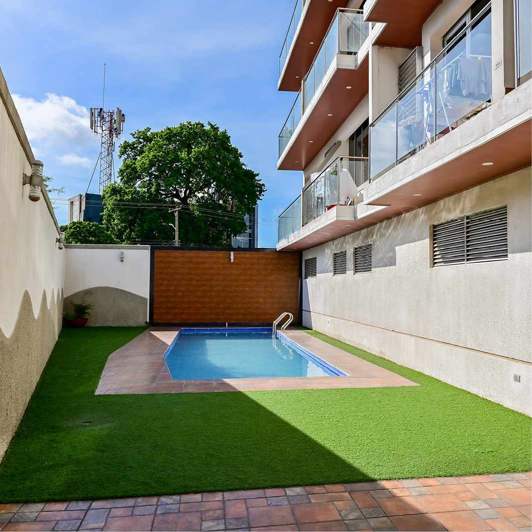 Departamento en AlquilerTorre Magenta - Calle Itenez Nro. 42, a media cuadra de la Av. Trinidad, entre 2do. y 1er. Anillo
 Foto 3