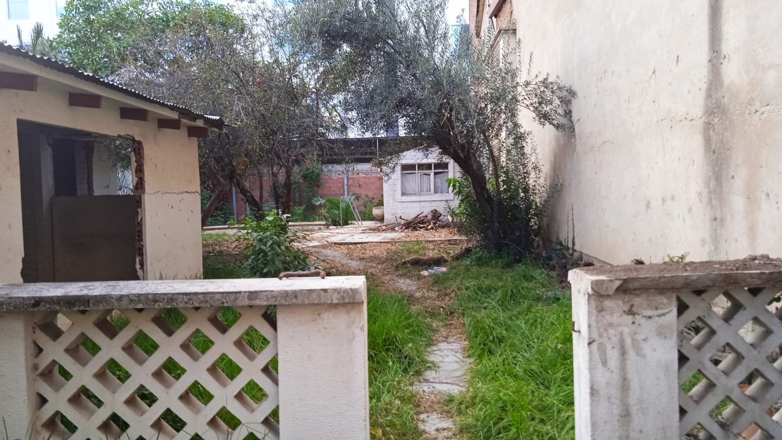 Casa en Noroeste en Cochabamba 4 dormitorios 3 baños 6 parqueos Foto 22