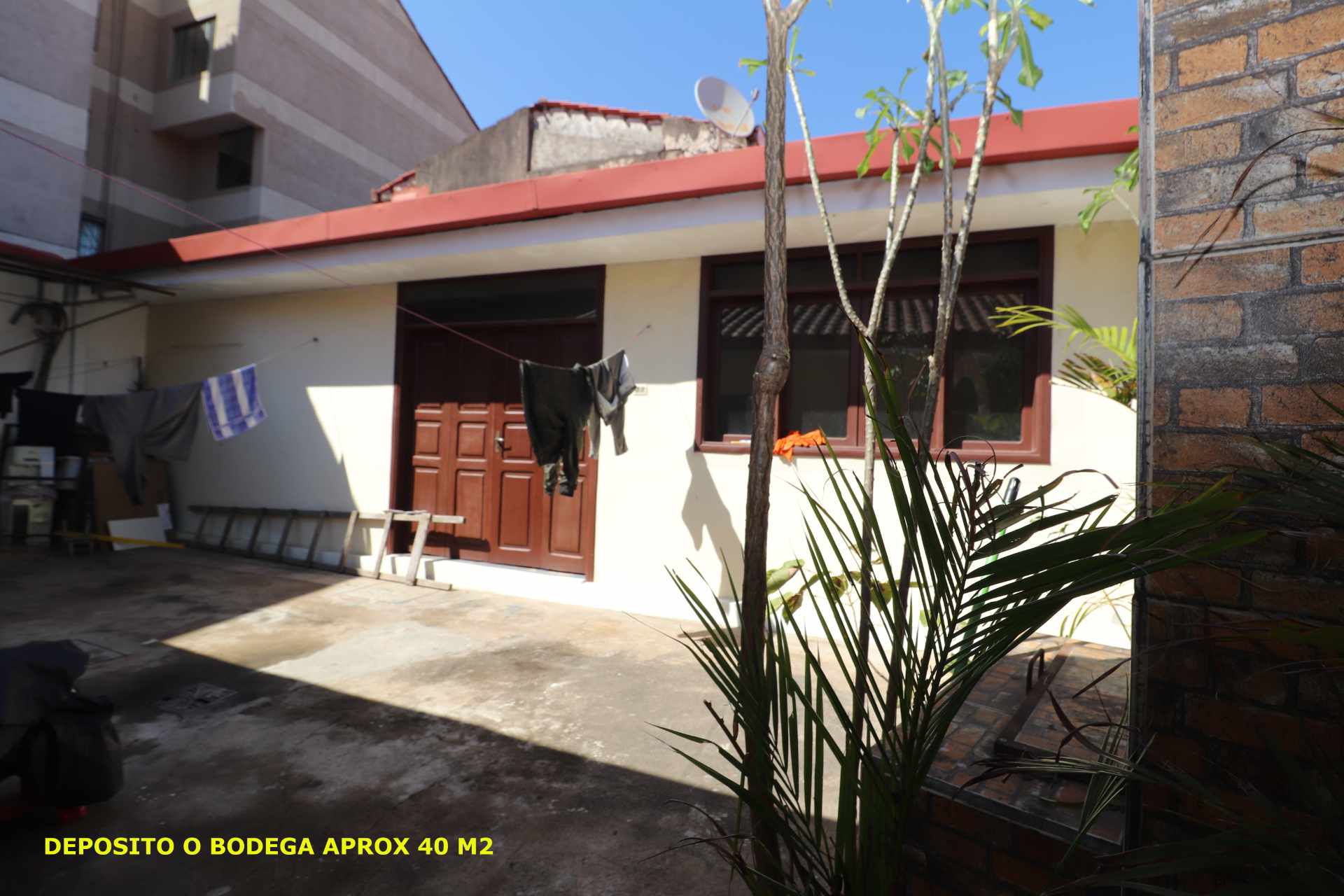 Casa en VentaCalle Charcas 704 casi esquina Calle Barron a solo 90 mts del 1er Anillo. 4 dormitorios 2 baños  Foto 15