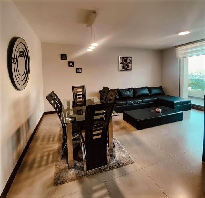 Departamento en VentaCondominio Torres Solaris, Av. Radial 19 Y Vagabundos (5to anillo) Piso 14 - Departamento 14A Santa Cruz - Bolivia 3 dormitorios 2 baños 1 parqueos Foto 2